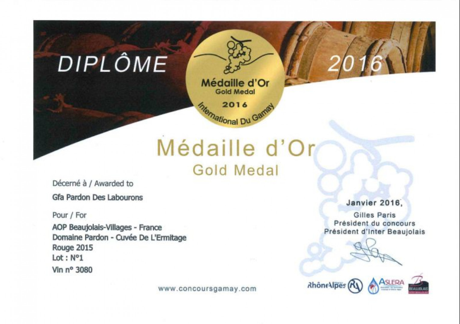 Médaille d'OR pour le Beaujolais-Villages Domaine Pardon 2015 !